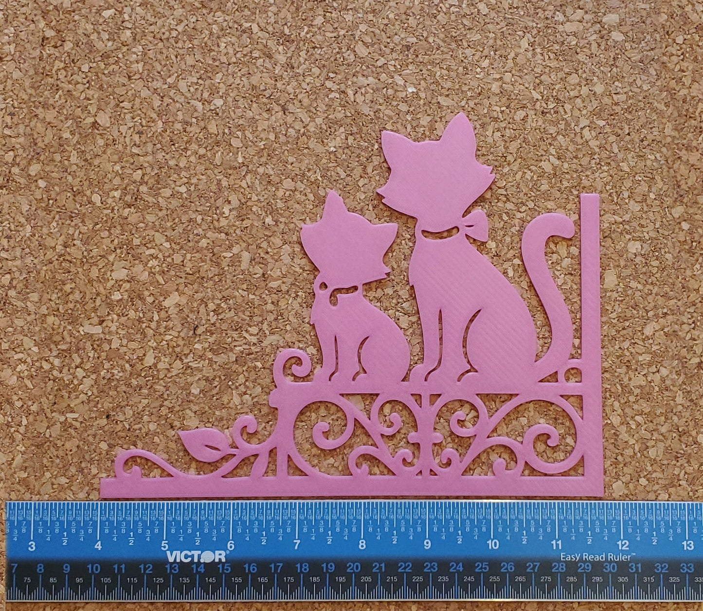 Charming Cat Border Accent