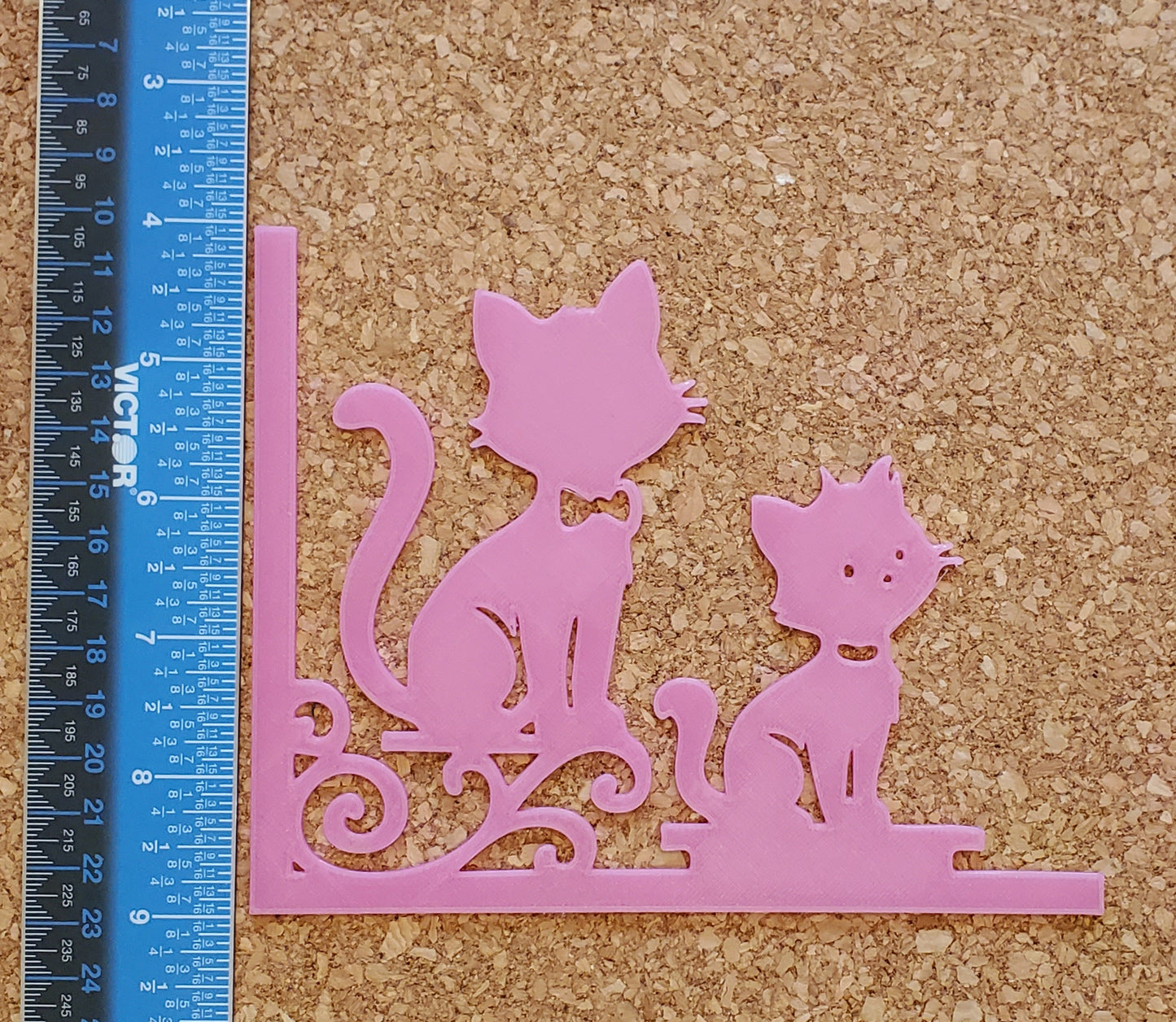 Charming Cat Border Accent