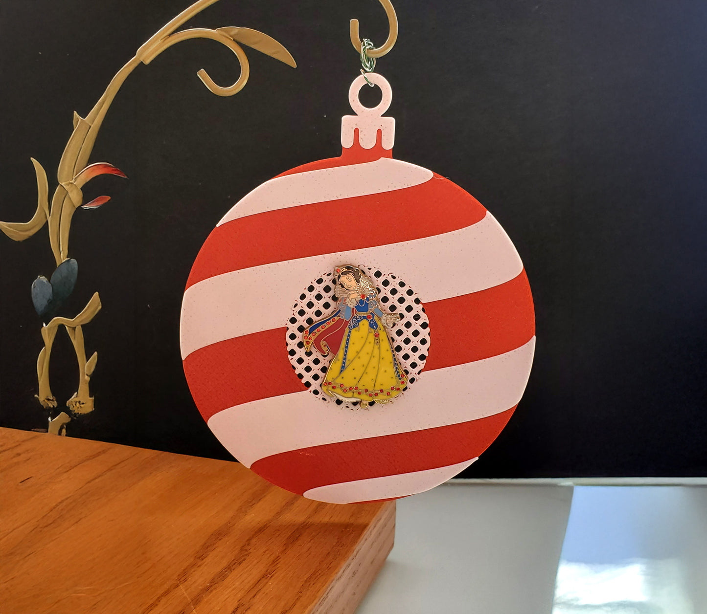 Holiday Pin Display Ball Ornament