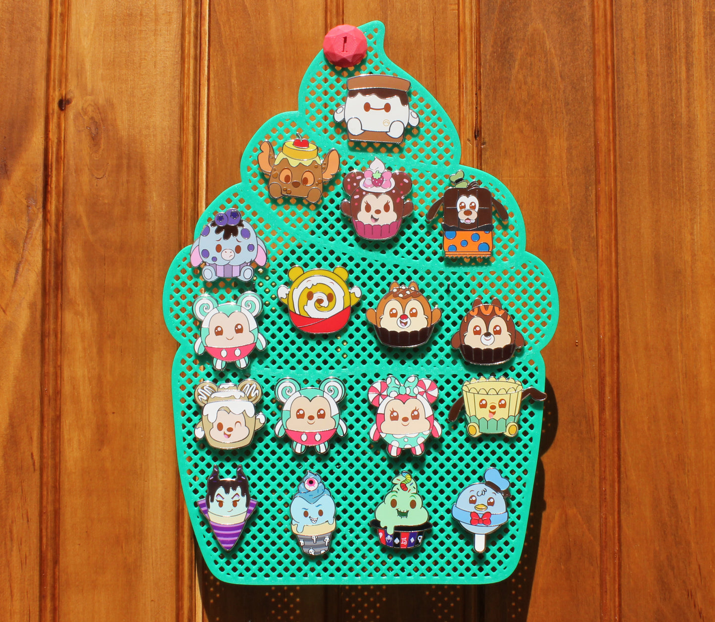 Cupcake pin board