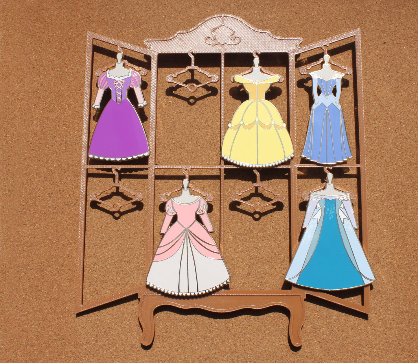 Wardrobe pinboard