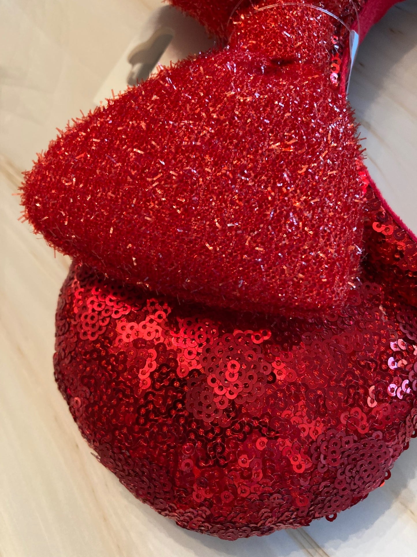 Disney Parks 2026 Shimmer Red Sequin Minnie Bow Ear Headband NWT