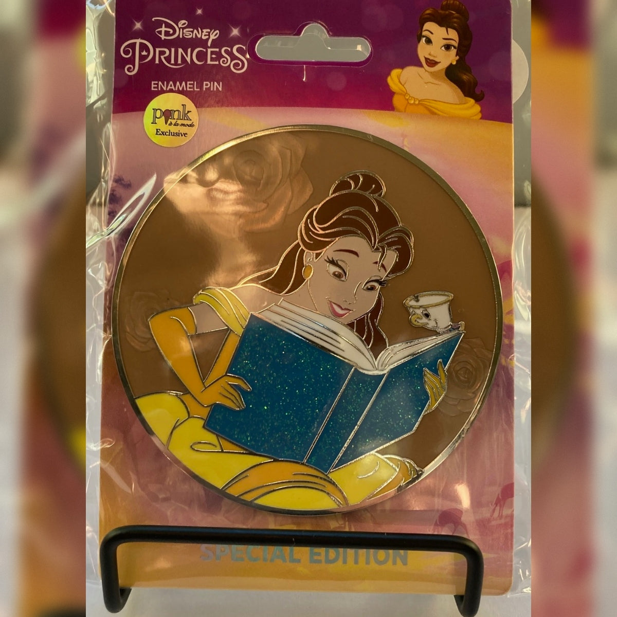 PALM Disney Belle Reading with Chip Expressions Pin | Limited Edition 300