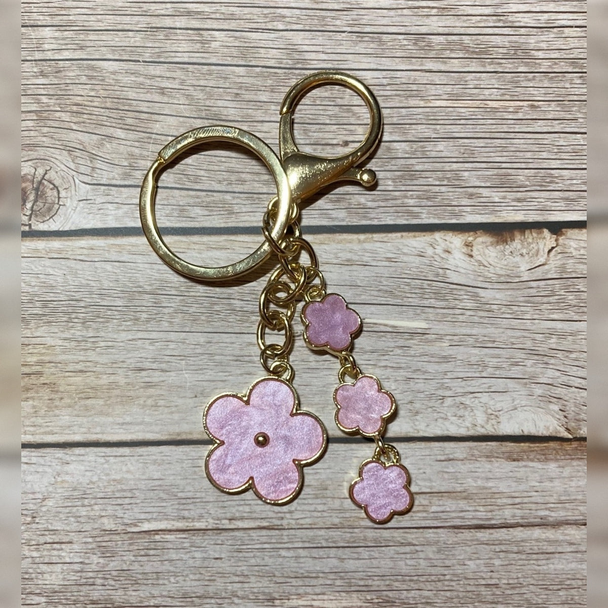Enamel Flower Dangle Keychain – Gold Hardware