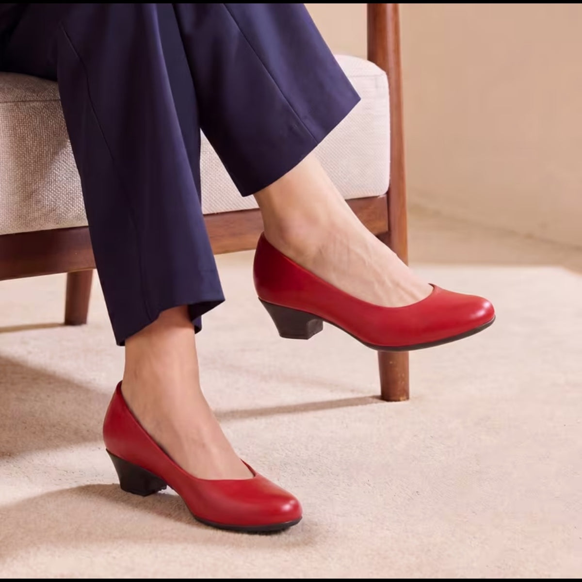 Dream Pairs Red Pumps Women’s Size 8 Low Chunky Block Heel NWT With Box